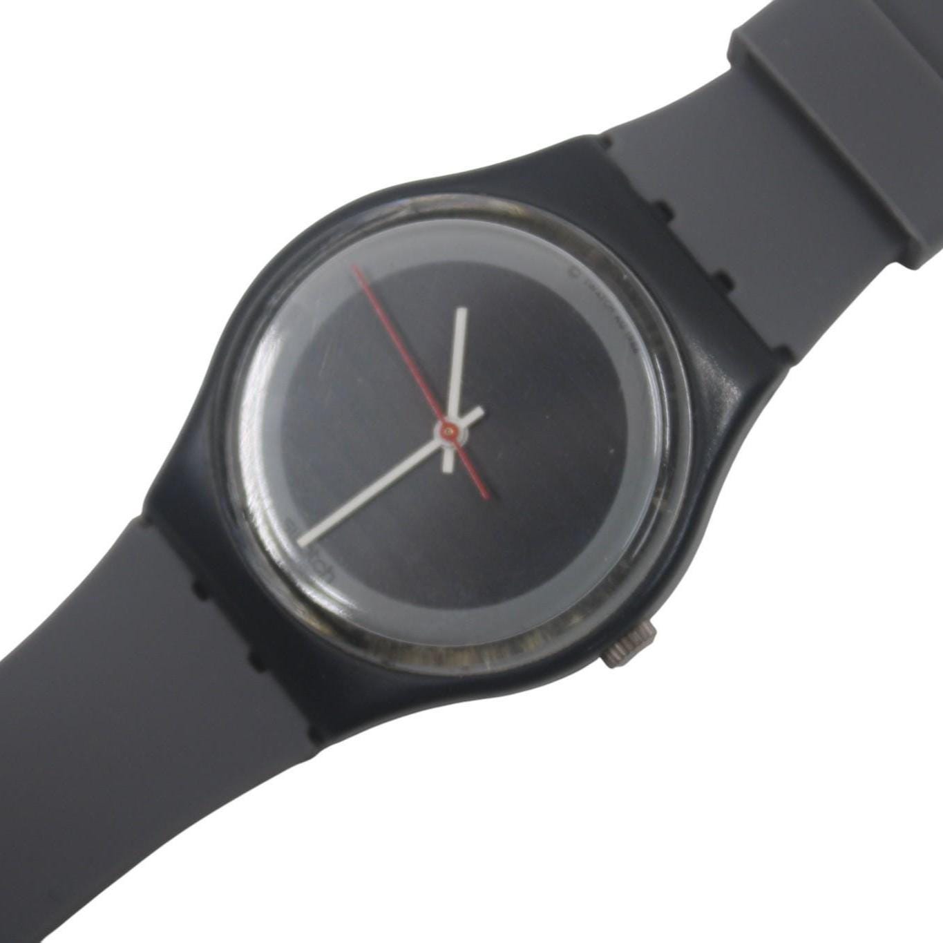 Swatch 34mm Gents, Silver Circle, GA105, VERY good condition, working