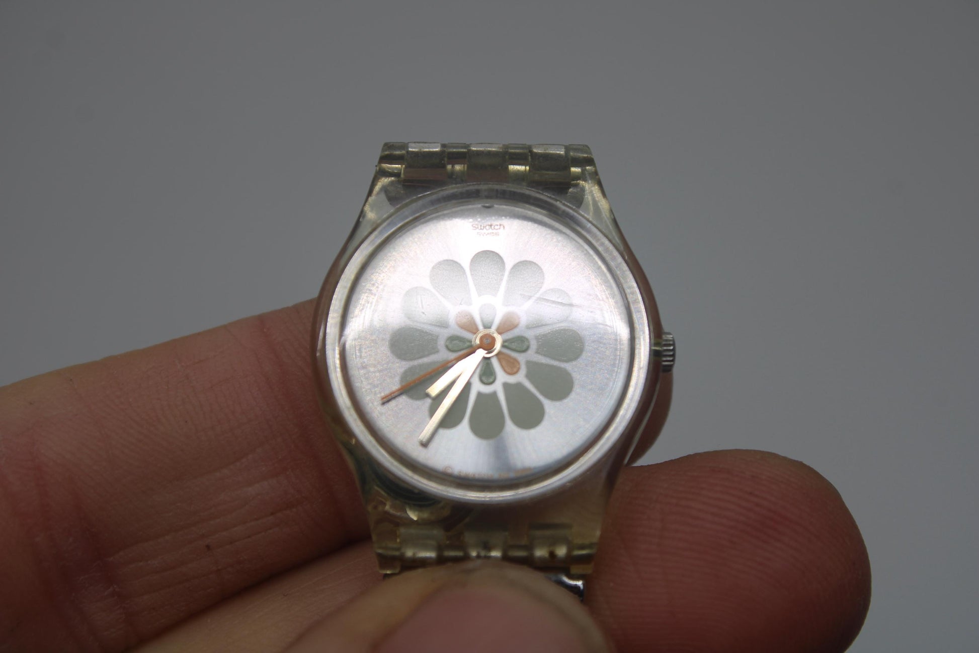 2004, Lady Swatch, 'Daisy Fragrance' , LK236G, No Box, with beautiful metal strap