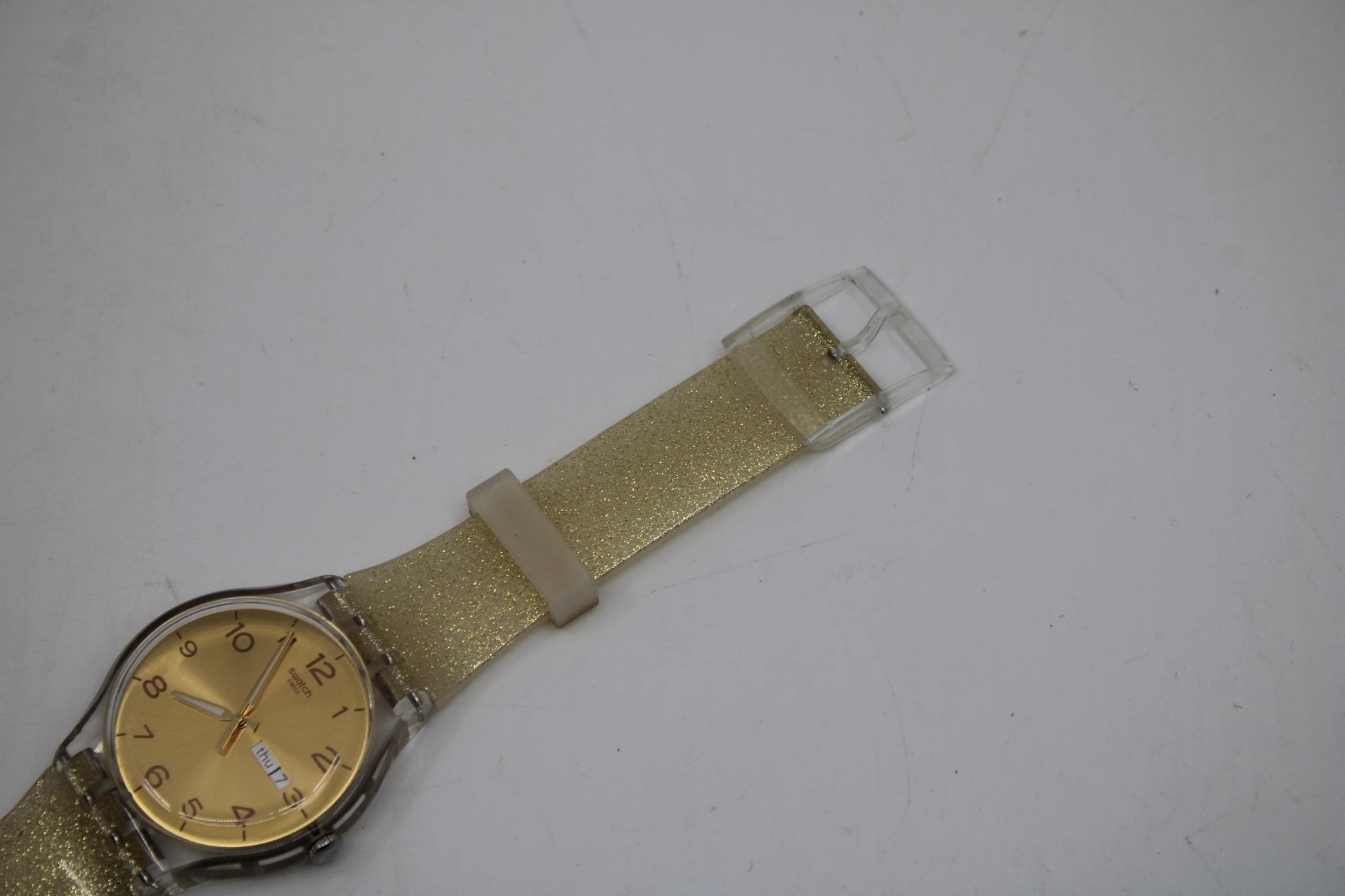 Vintage New Gents Swatch 'Golden Sparkle' SUOK704, in Mint Condition, working, with the original strap