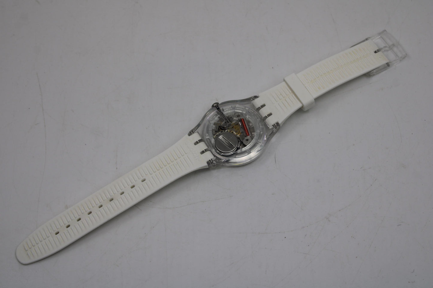 Vintage New Gents Swatch 'Polawhite' SO29K704, in Near Mint Condition, working fine with the original strap
