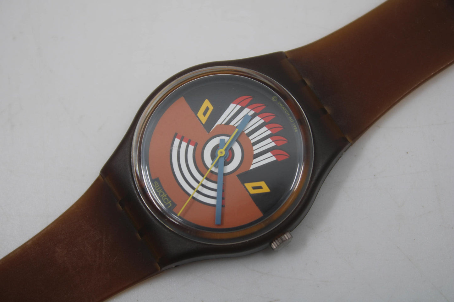 1986 Vintage Gents Swatch 'Ruffled Feathers' GF100, Unused condition, never worn, with the original strap