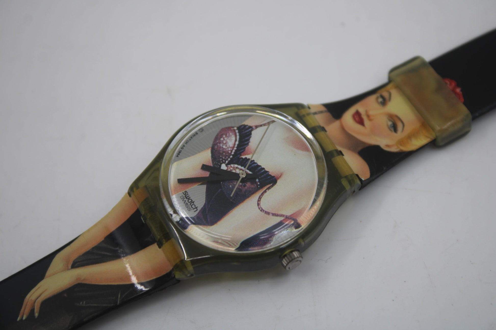 1995 'Lolita', GM128, 34mm Swatch, working, nice early 90s used vintage Swatch watch, very collectable
