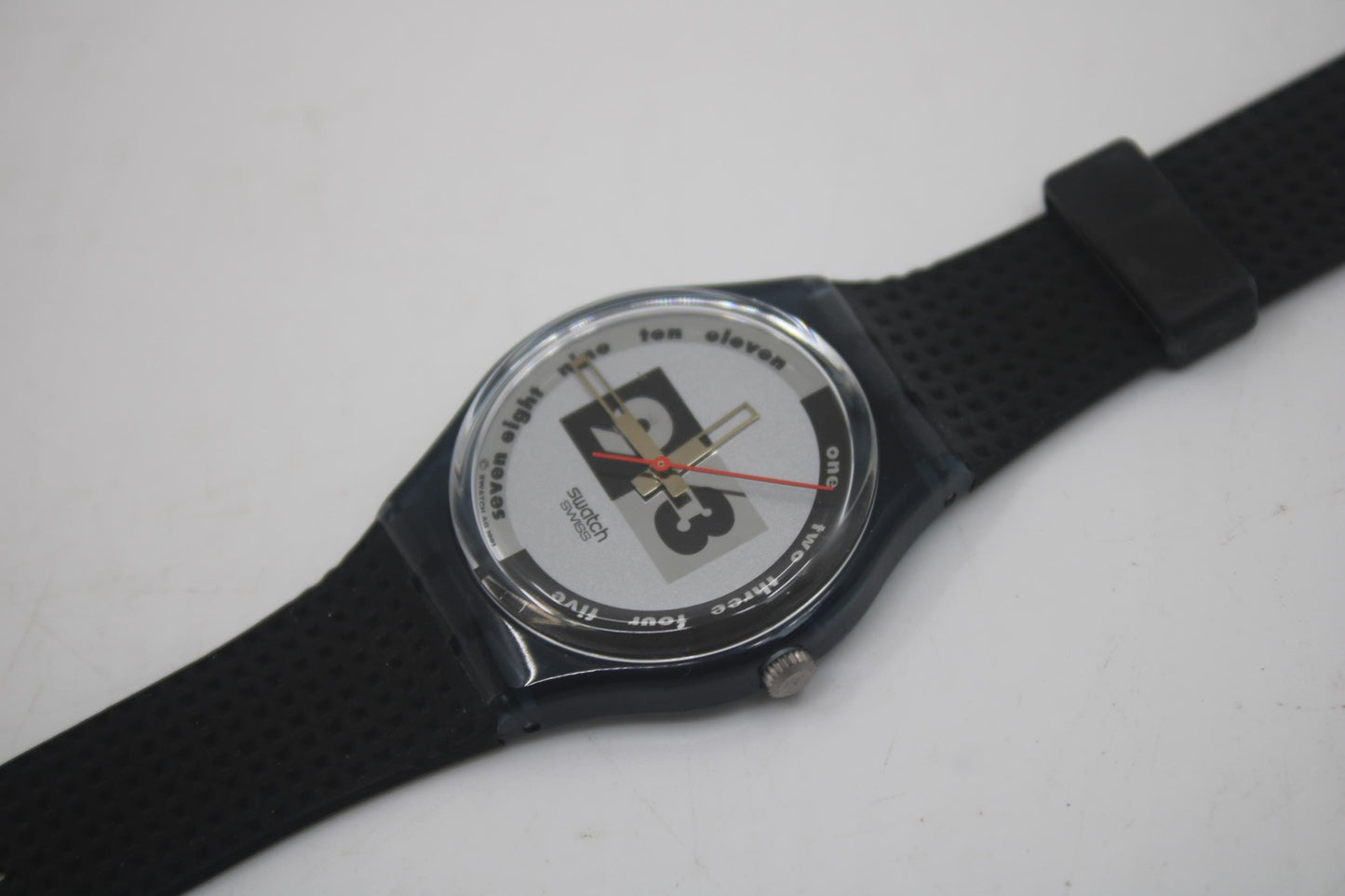1992 GM108 'Nüni / Nueni' gents Swatch, new old stock, never worn, working