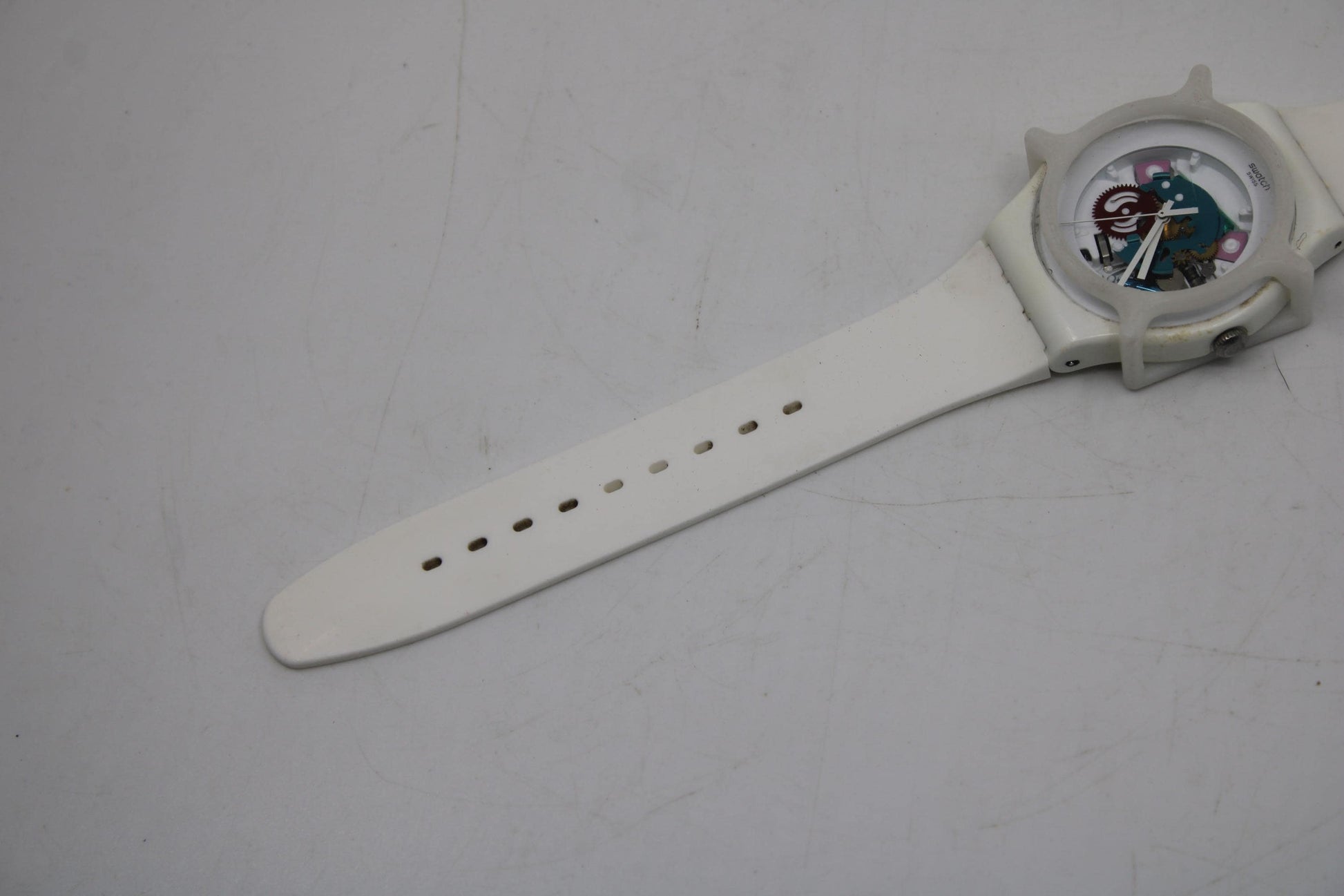 Swatch Watch 41mm New Gent 'White Lacquered' SUOW100, Original strap, Working 100% Nice, Used Condition, Guard is included