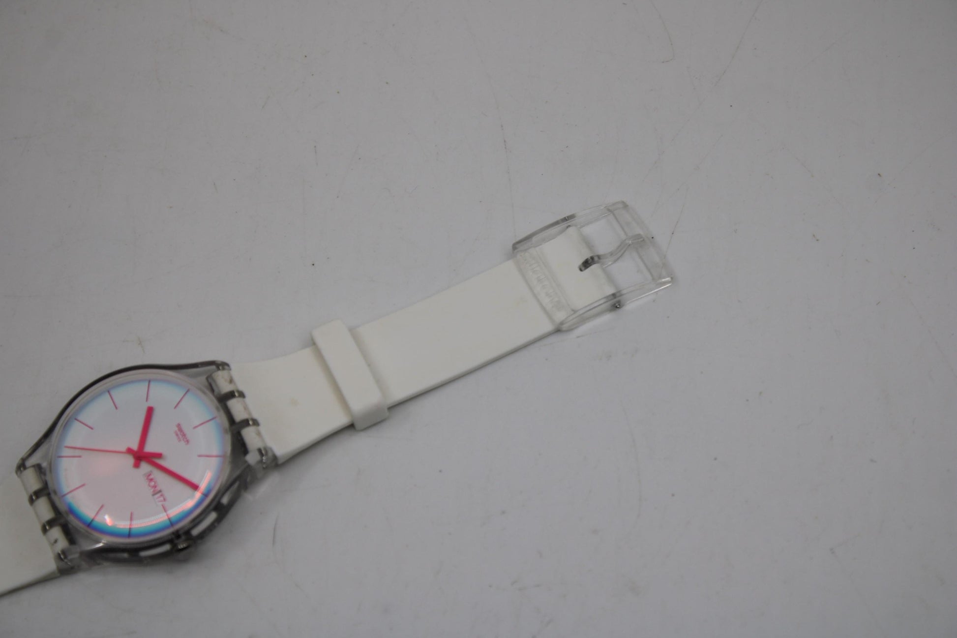 Vintage New Gents Swatch 'Polawhite' SO29K704, in Near Mint Condition, working fine with the original strap