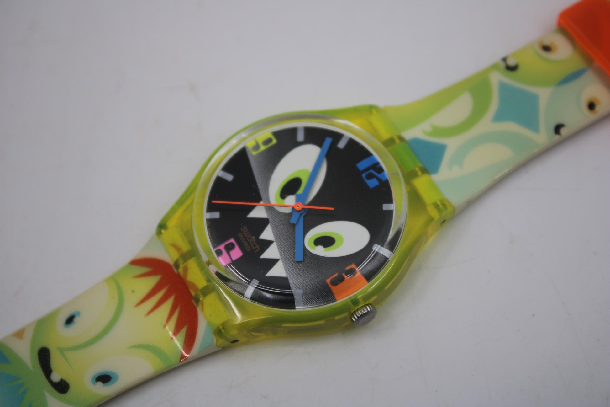 Vintage Gents Swatch 'Risk A Dare' GJ127, very nice, used condition, working, with original strap