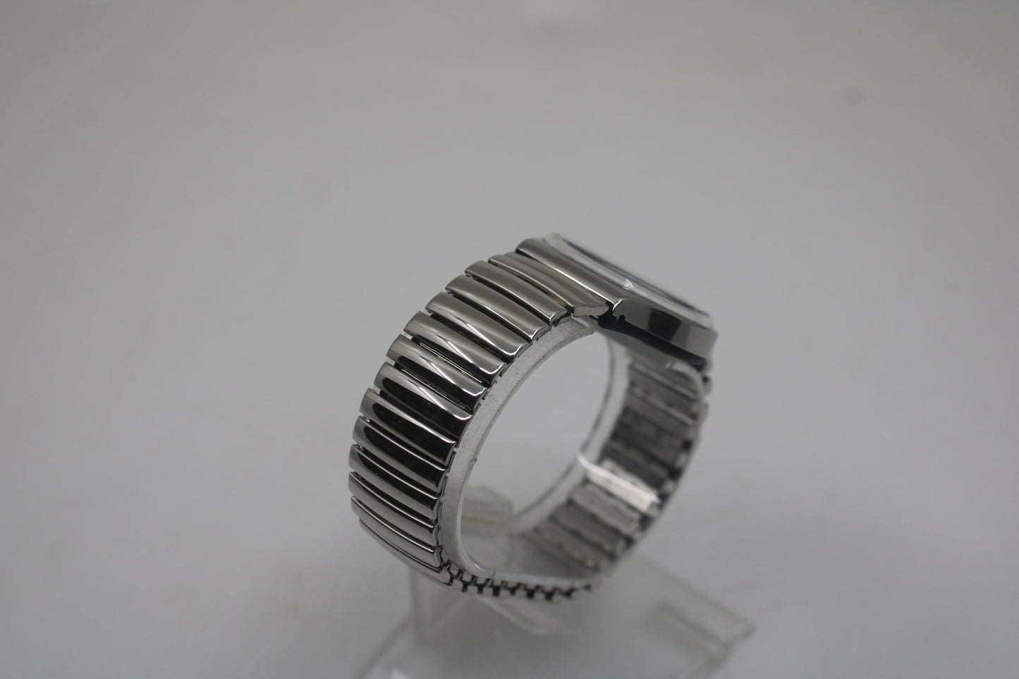 Vintage Gents Swatch 'Iron Man' GY116, Brand New and Unworn, working with original strap