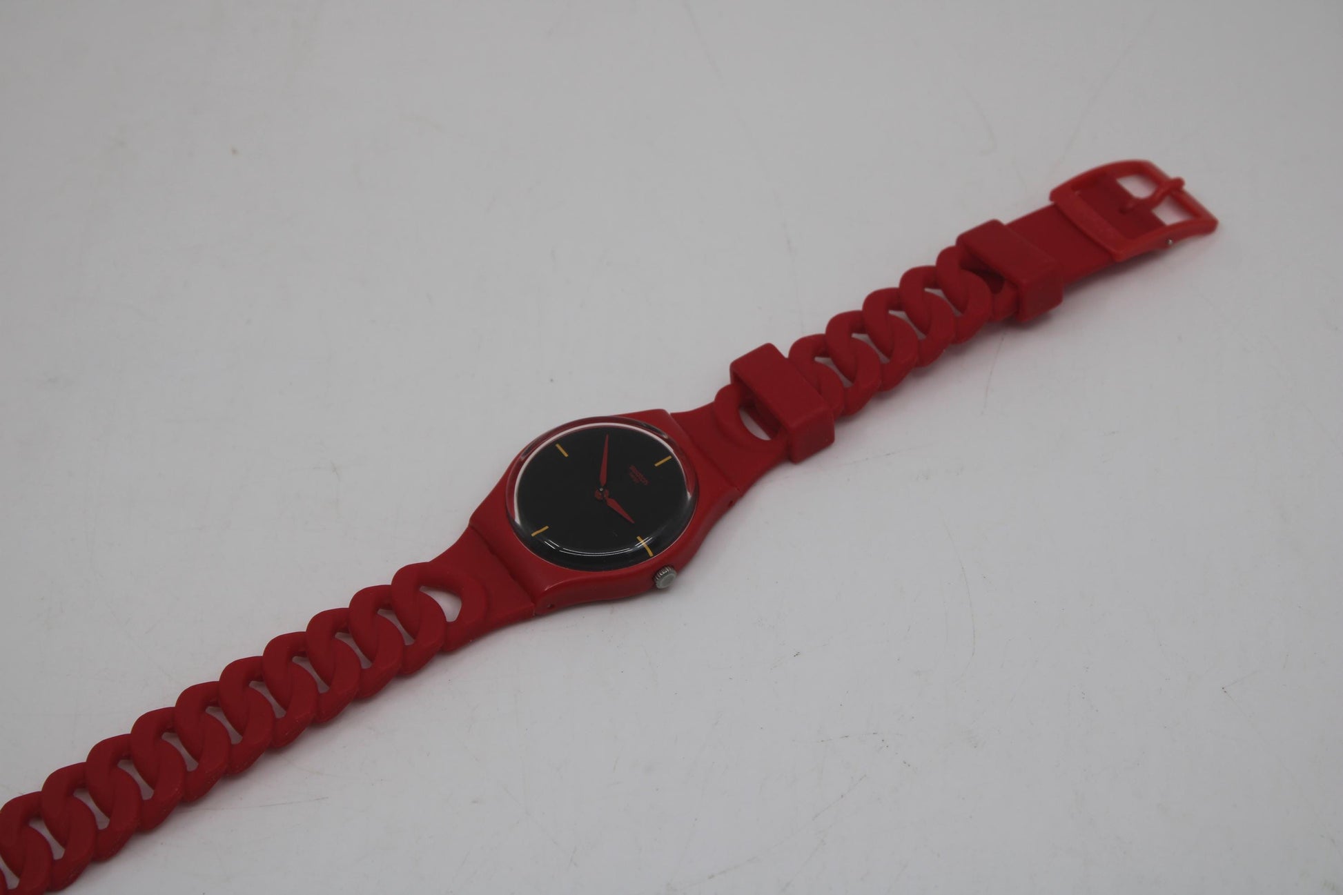 Swatch 34mm Gents, 'Cranberry Link', GR164, New Old Stock, Unworn, working, original strap