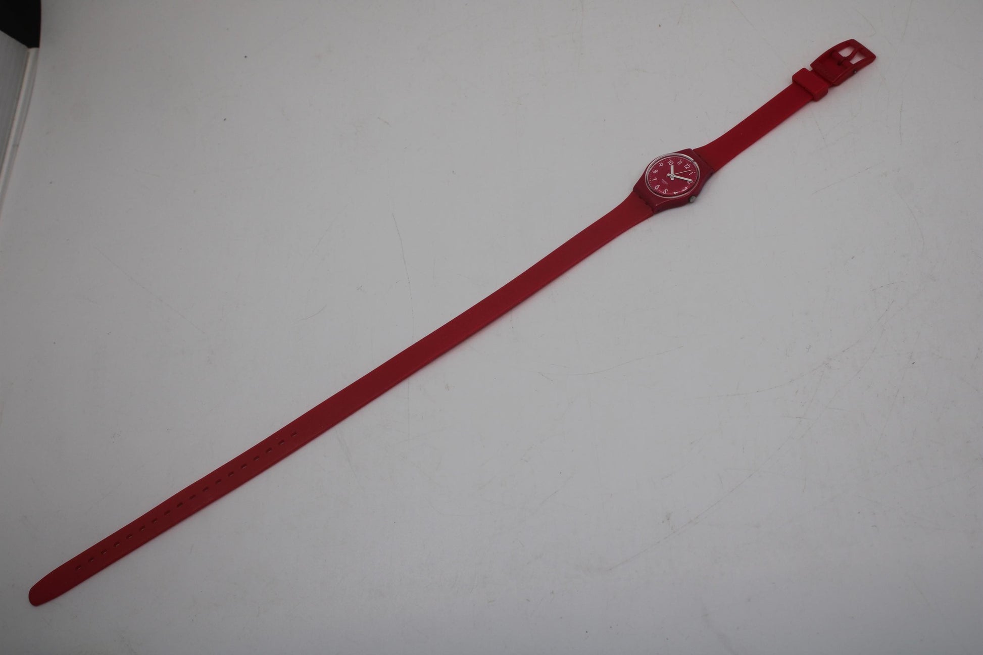 Pink Berry Vintage 25mm ladies Swatch, LR123, working fine, original long, double wrap strap