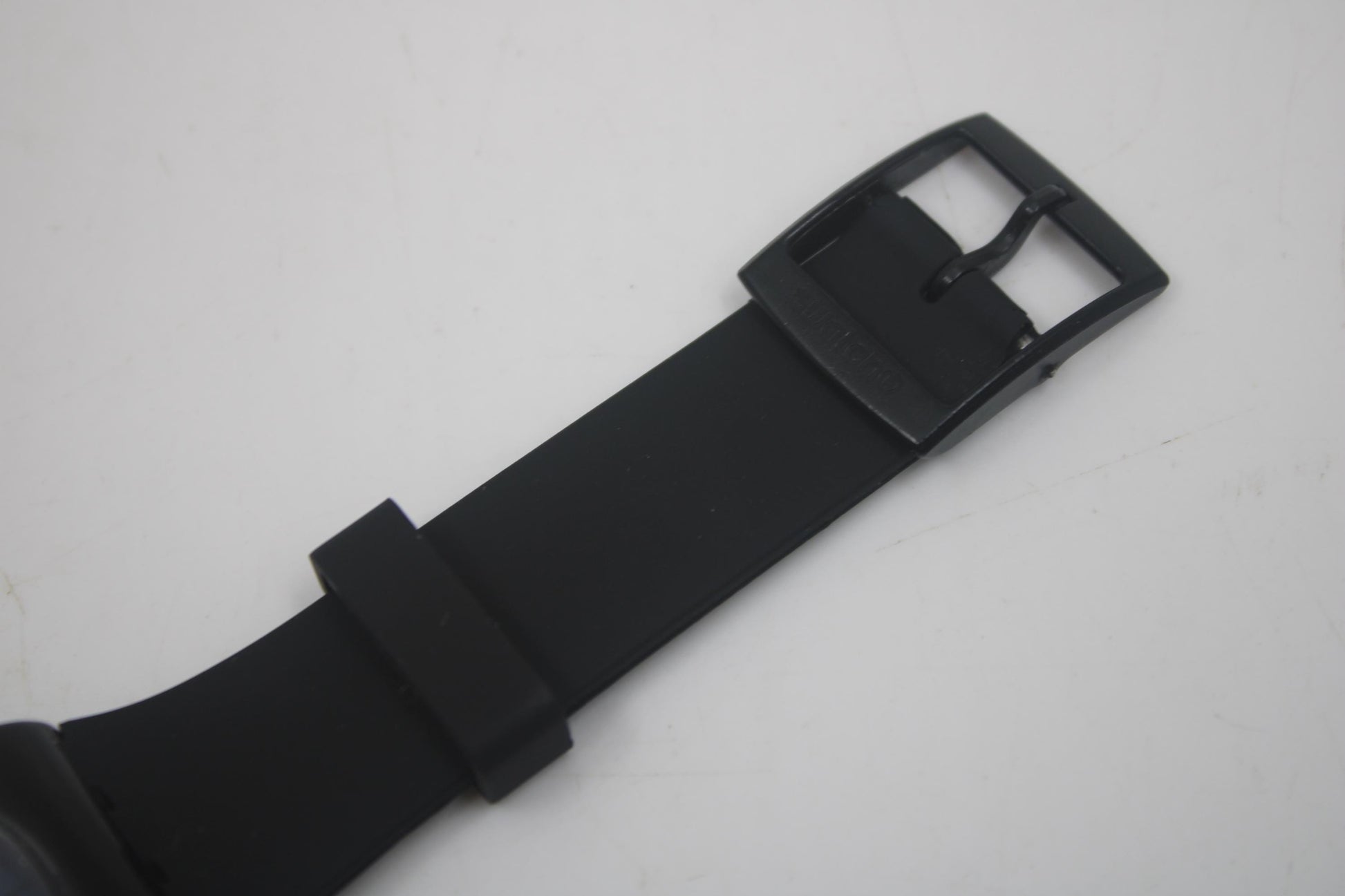 Swatch 41mm New Gent Black Rebel SUOB702, Silicone strap, Working, Nice, Used Condition