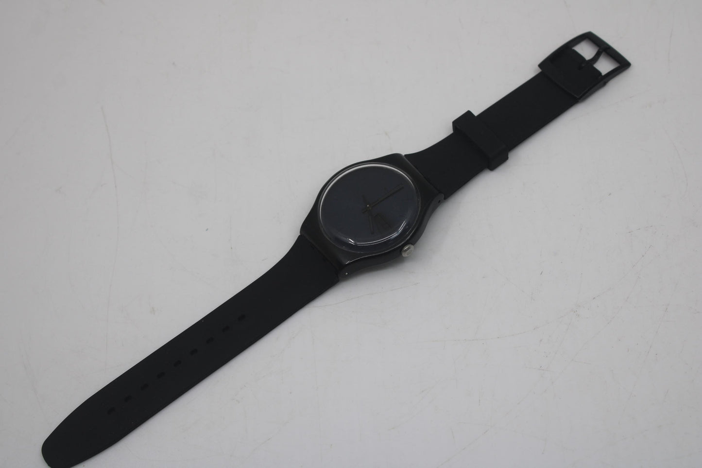 Swatch 41mm New Gent Black Rebel SUOB702, Silicone strap, Working, Nice, Used Condition