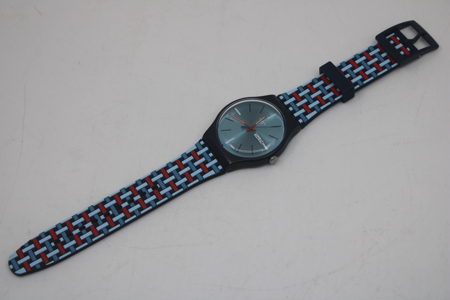 New Gents 41mm Swatch, Wovering, SUON710, in MINT condition, working