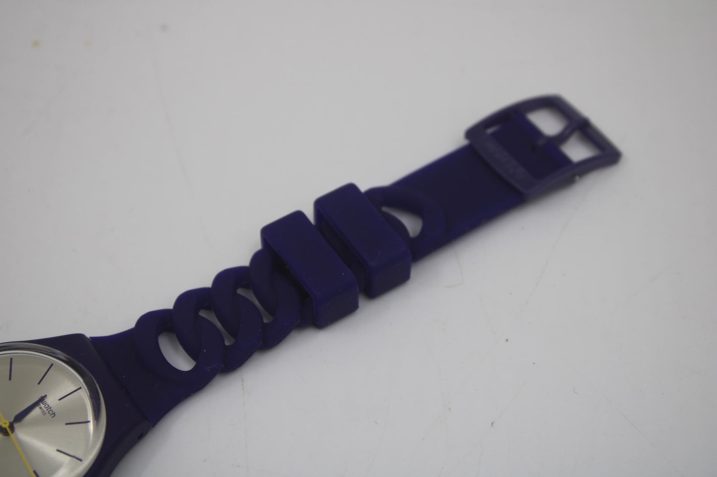 Swatch 34mm Gents, Purpbell, GV127, never worn, extra long strap