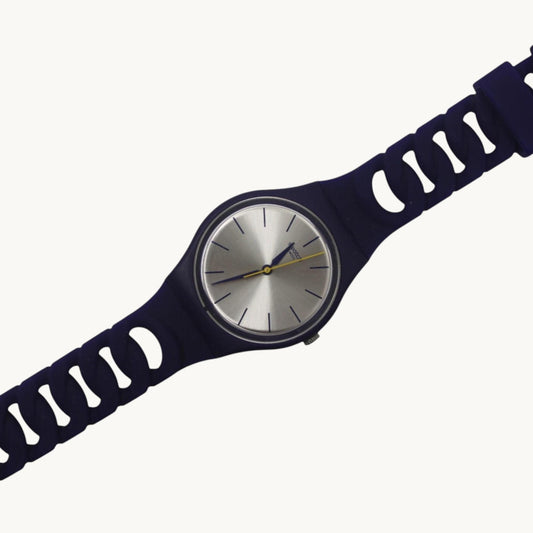 Swatch 34mm Gents, Purpbell, GV127, never worn, extra long strap