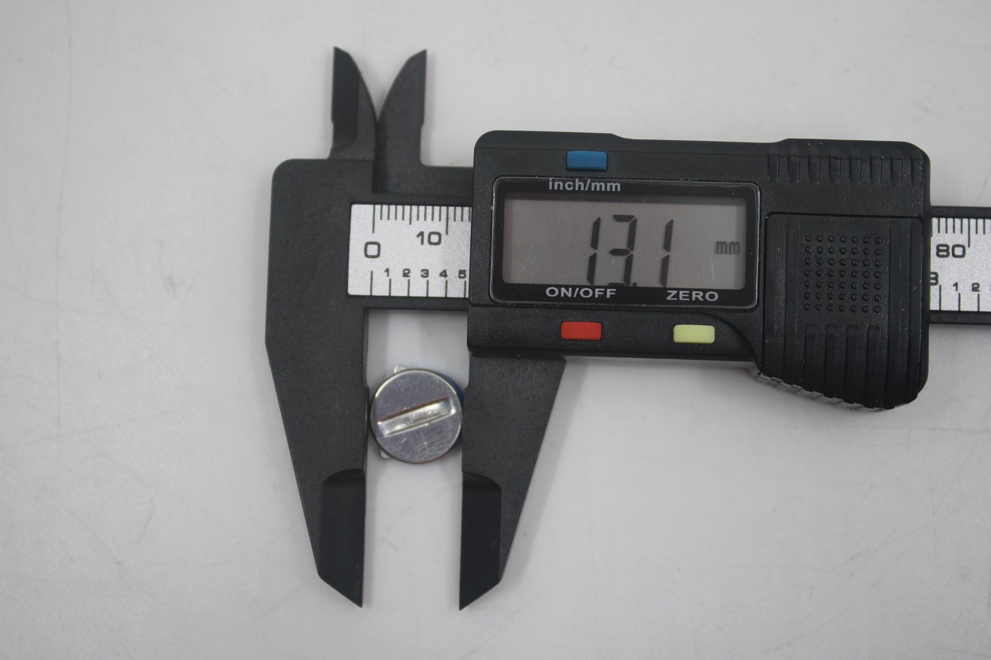 Scuba 200 battery cover, original Swatch, used