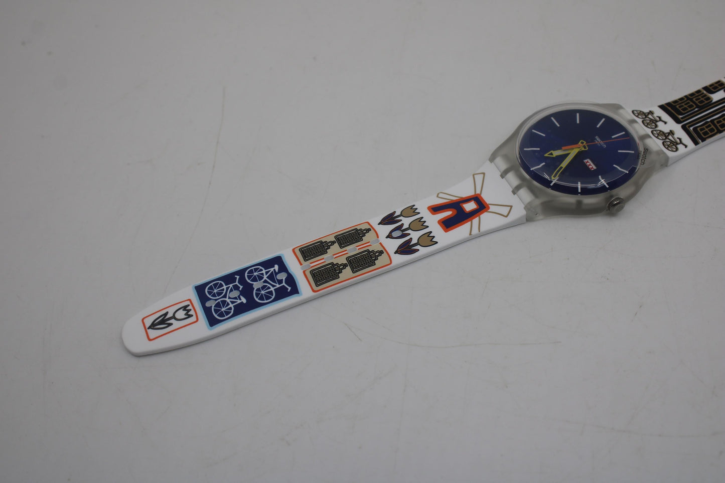 Swatch New Gent 41mm, destination Special, Tulips uit XXX Amsterdam SUOZ714 Limited, new and unworn