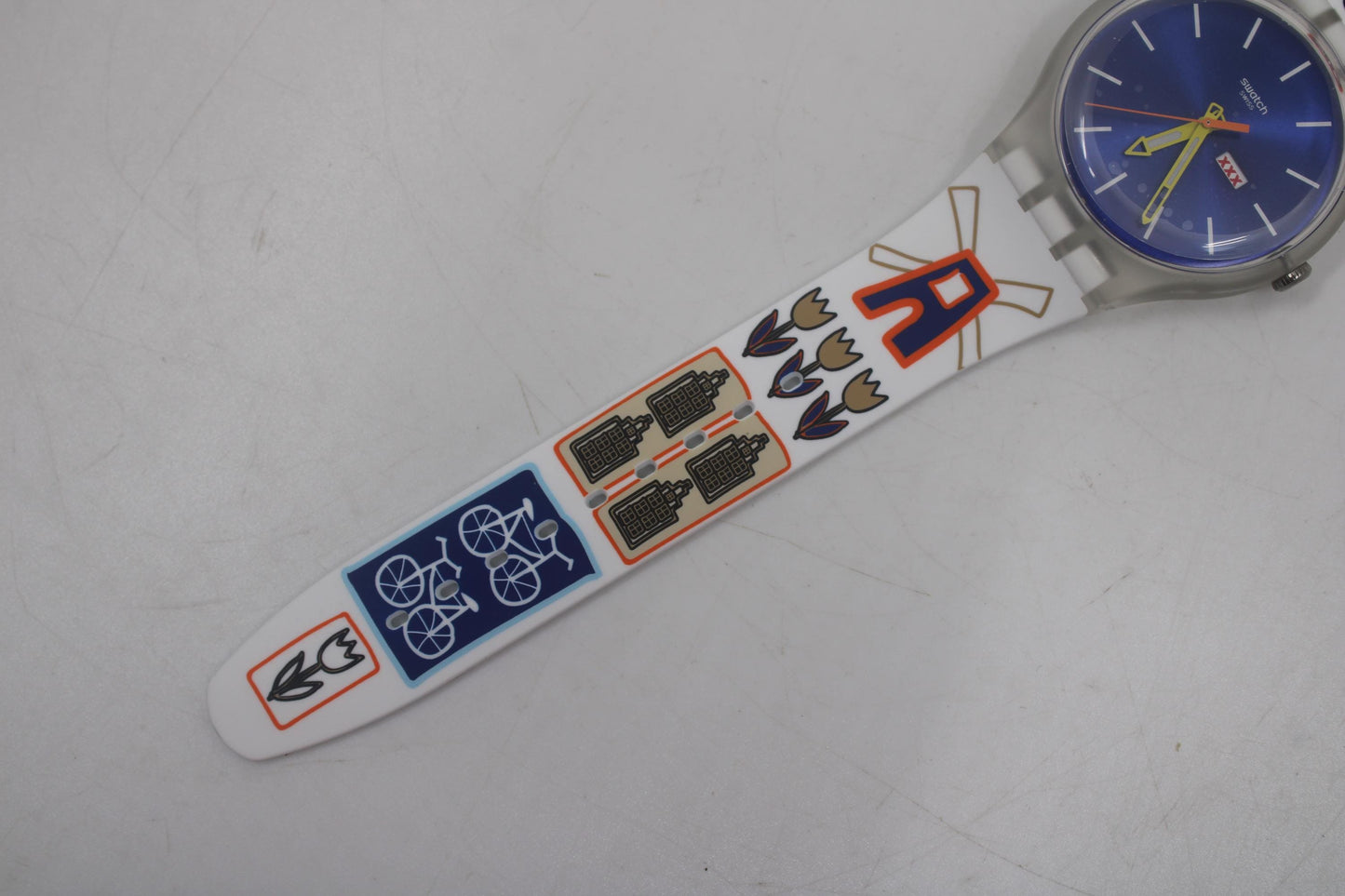 Swatch New Gent 41mm, destination Special, Tulips uit XXX Amsterdam SUOZ714 Limited, new and unworn
