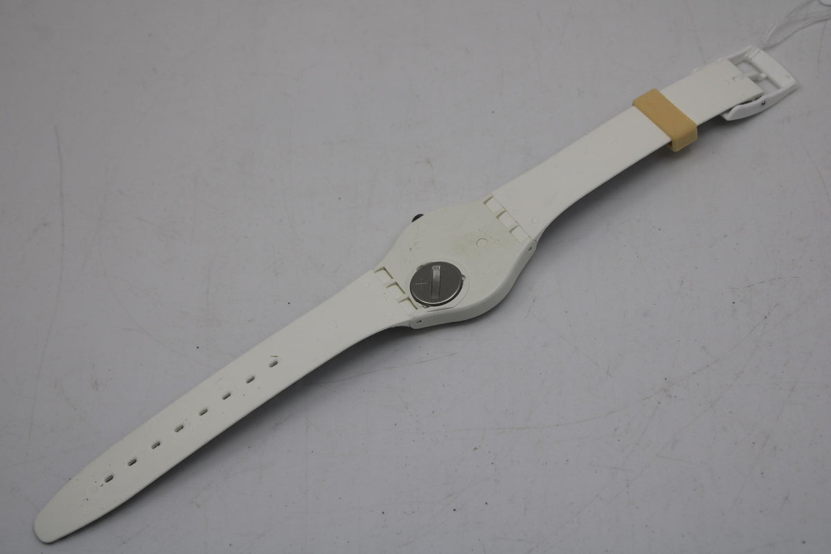 1988 Vintage Gents Swatch 'Deauville' GW111, new old stock, never worn, working, original strap