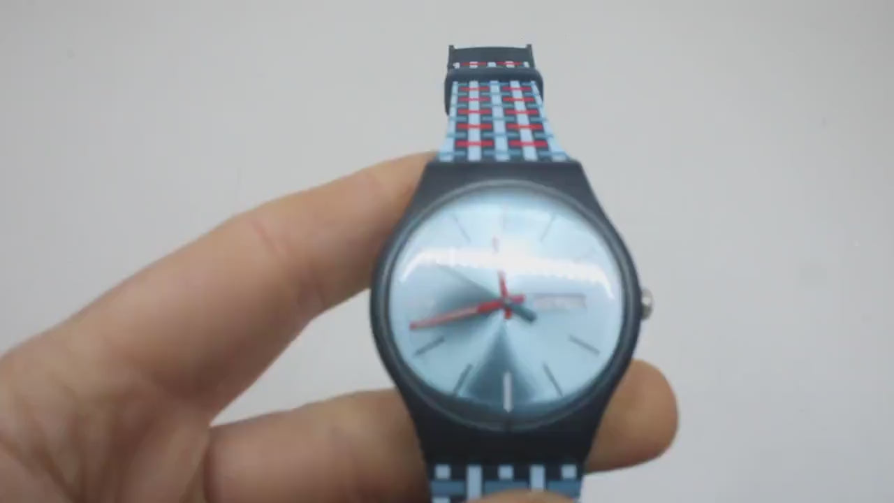 New Gents 41mm Swatch, Wovering, SUON710, in MINT condition, working