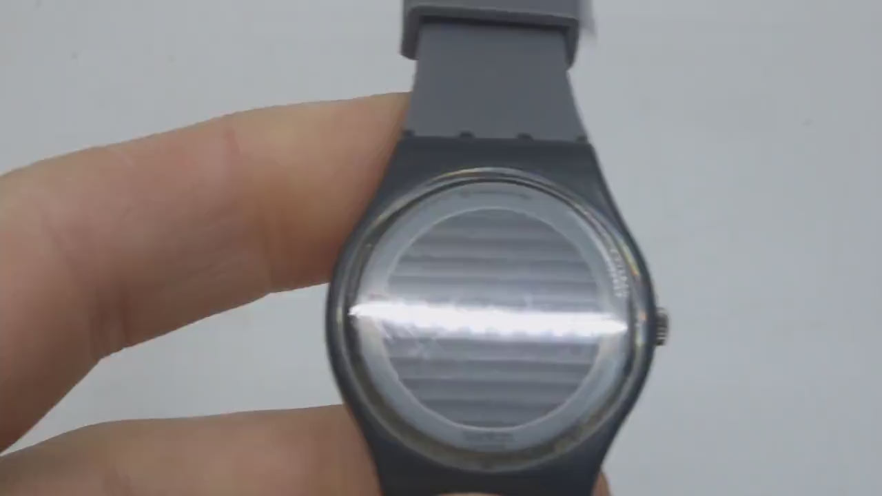 Swatch 34mm Gents, Silver Circle,  GA105, VERY good condition, working