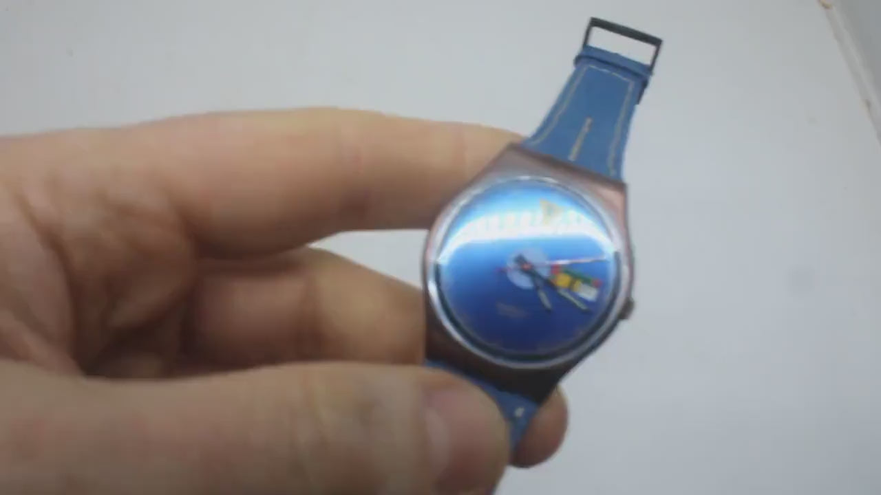 1989 Vintage Gents Swatch 'Tango Azul'  GX401, new old stock, unworn, working