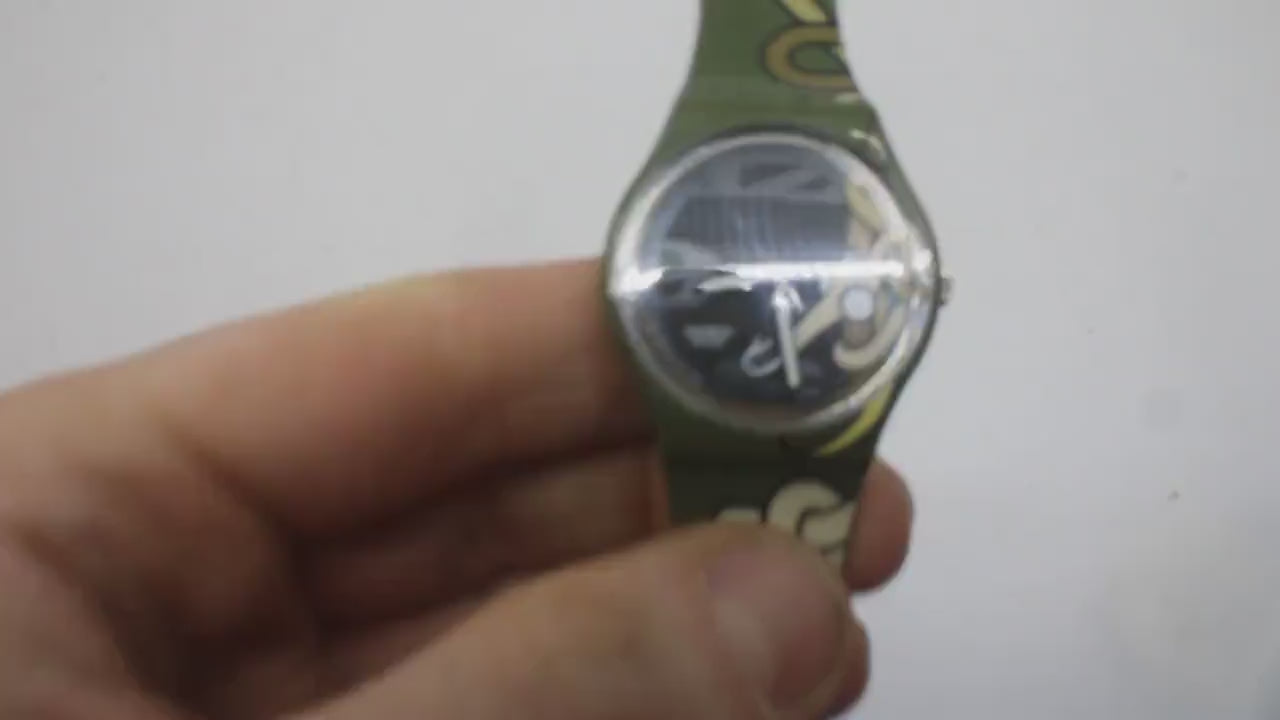 Vintage Gents Swatch, 'Serpent Soup', SKG101, NO box, MINT Condition, working, Original Strap