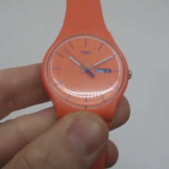 New Gents Swatch 'Orangy Pink Rebel'  SUOO701, VERY nice used condition, working