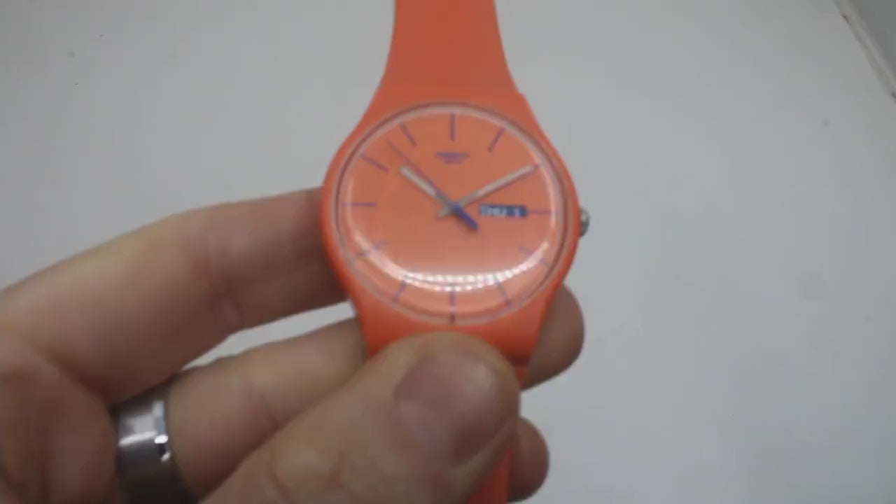 New Gents Swatch 'Orangy Pink Rebel'  SUOO701, VERY nice used condition, working