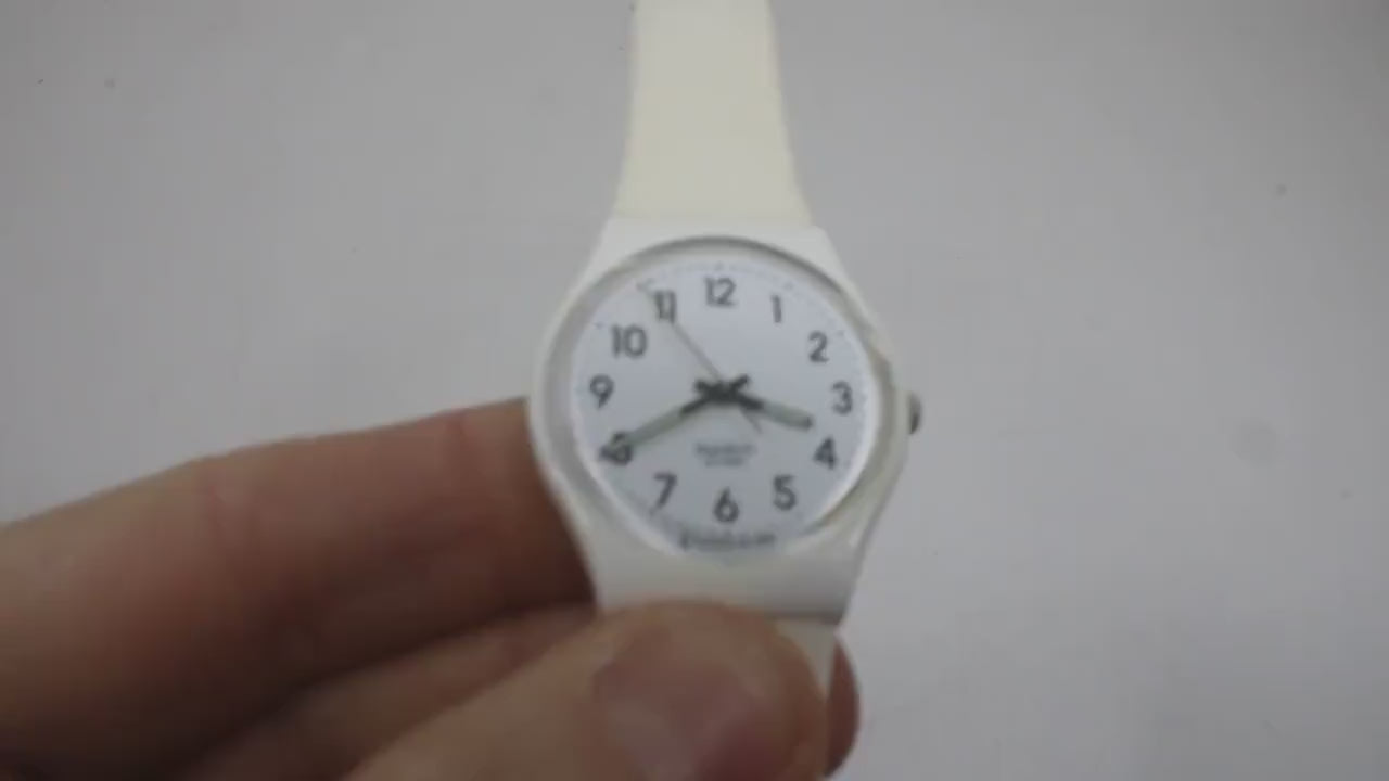 Gents 34mm Swatch, 'Just White', GW151, working