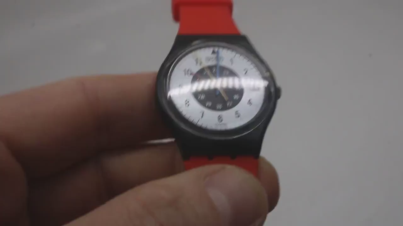 1984 Vintage Gents Swatch, Chrono Tech, GB403, Near Mint Condition, new strap
