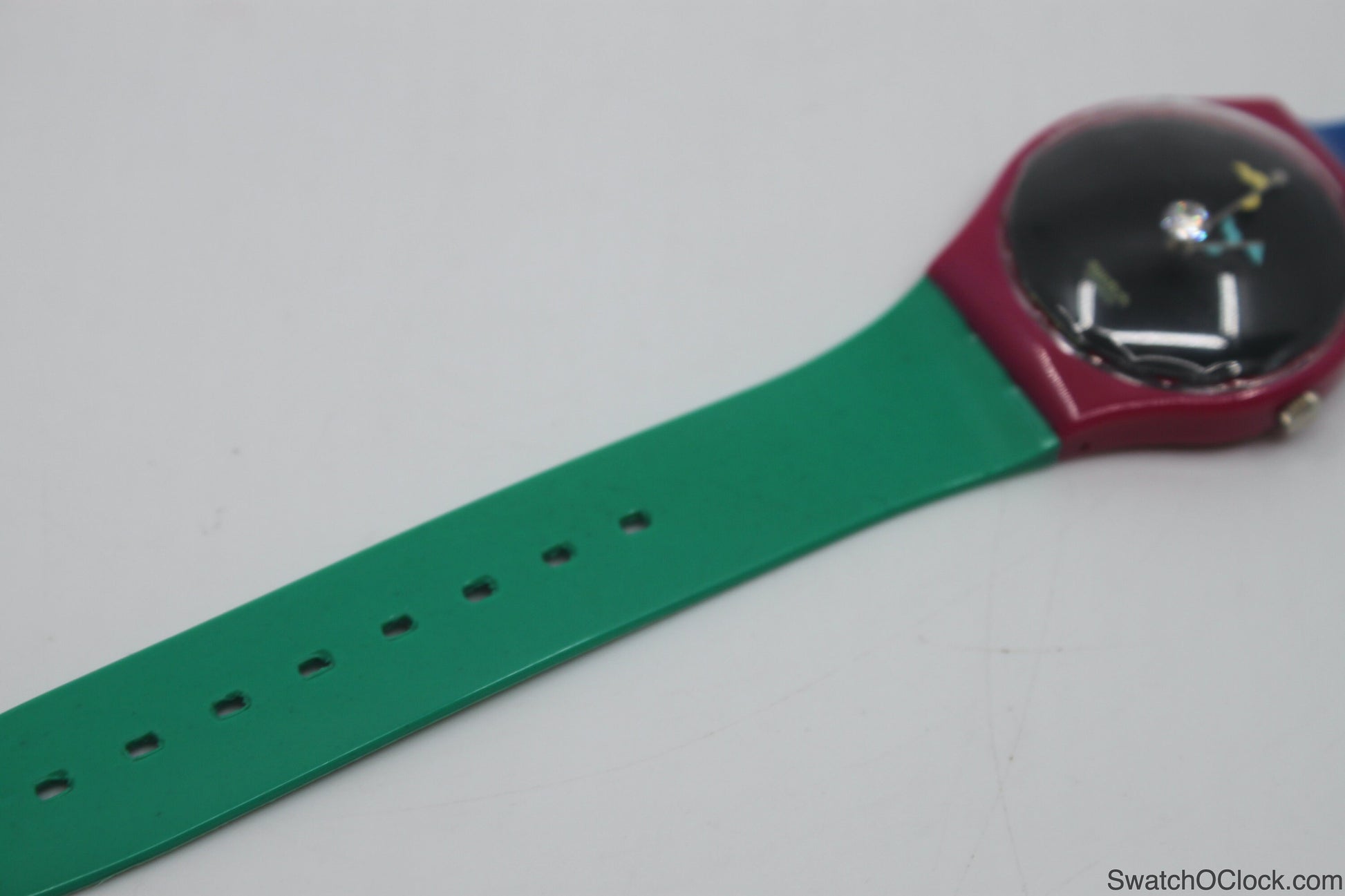 1994, Vintage Gents Swatch. 'Crystal Surprise' GZ129 with convex glass, near mint condition, working 100%,