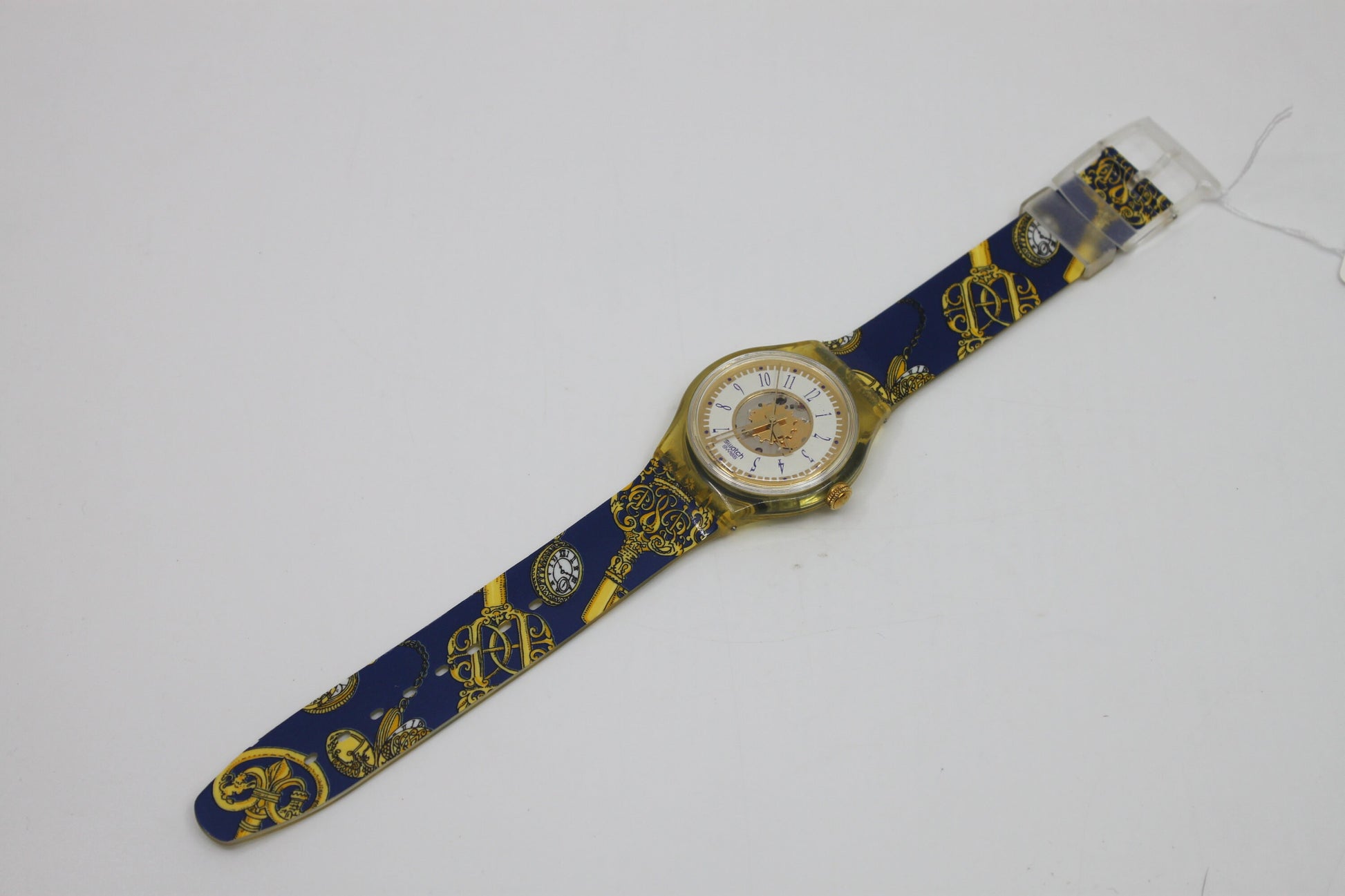 1993 'St. Peters Gate' Vintage Gents Automatic Swatch SAK106, NO box, very GOOD, used condition, with the original strap