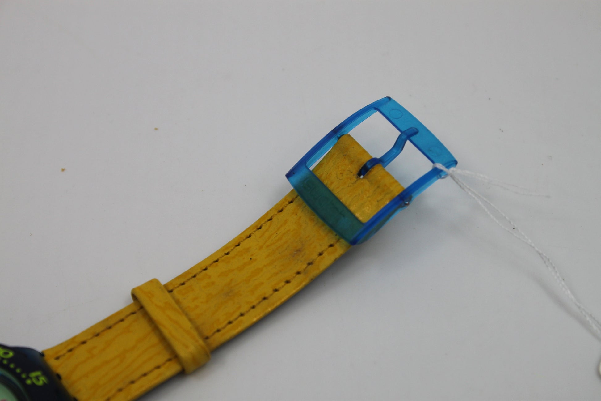 1992 Vintage Swatch Scuba 'Divine' SDN102, in MINT condition, working 100% with Original Leather Swatch Strap and Scuba Ring