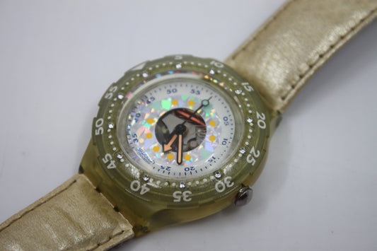 1994, Vintage Swatch Scuba 'Pearl Shell' SDK118, NO box, in Good, Working Condition, White Leather Strap
