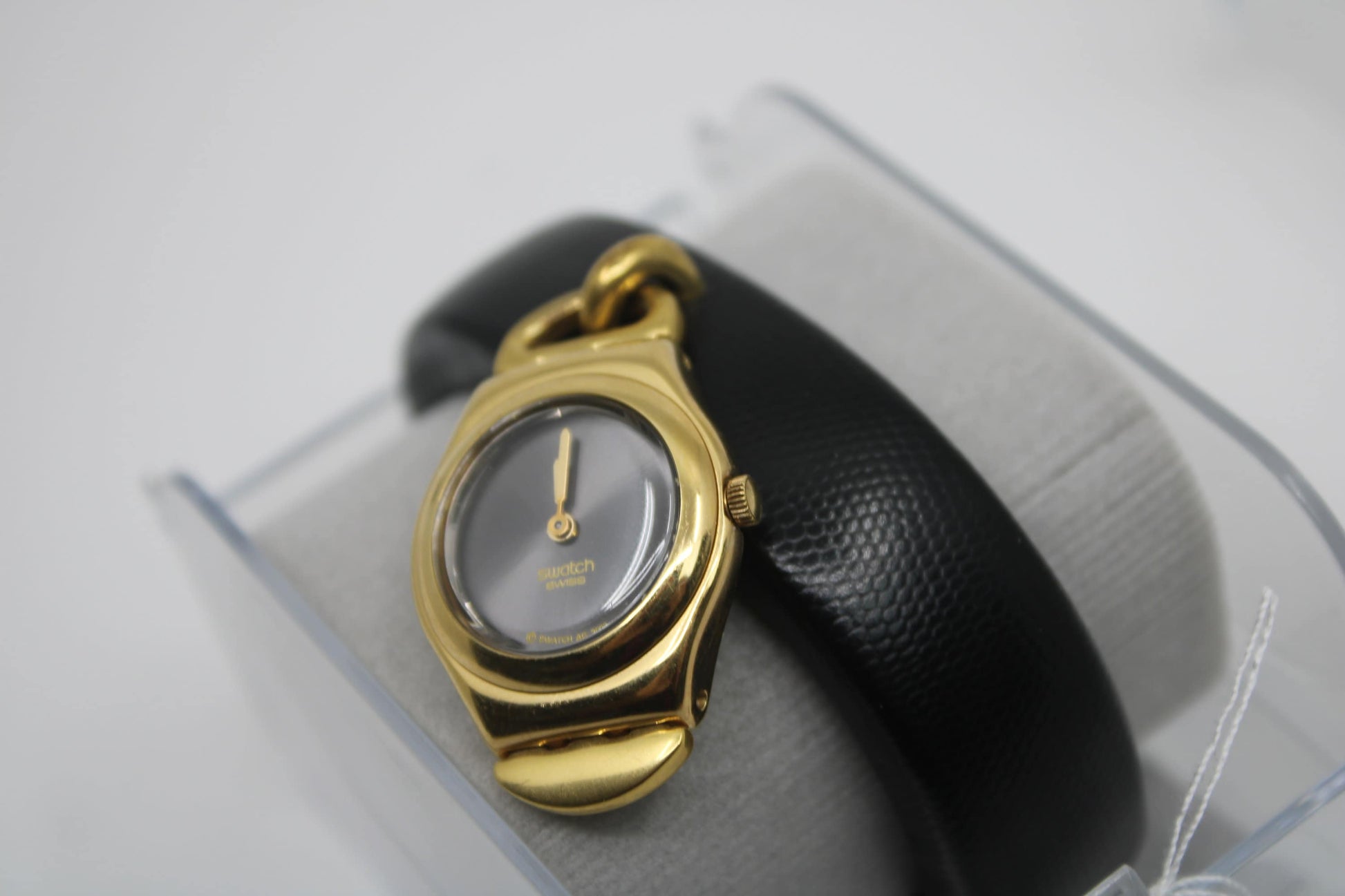 2003, Lady Irony Swatch, 'Queen of the Night' , YSG119, NEW OLD STOCK, Never Worn, Perfect Condition, Working 100%