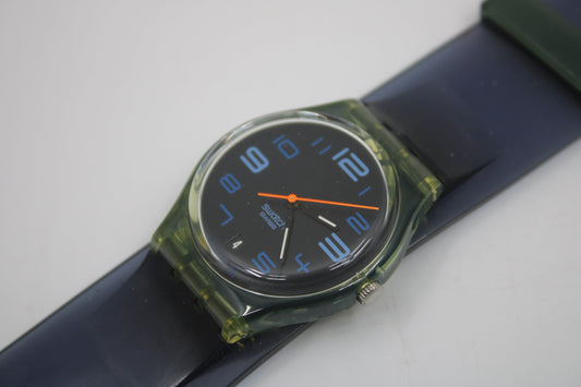 2001 Vintage Gents Swatch, 'The 6 Moons', GN408, NEW and UNWORN, working 100% nice vintage Swatch watch, Special Strap