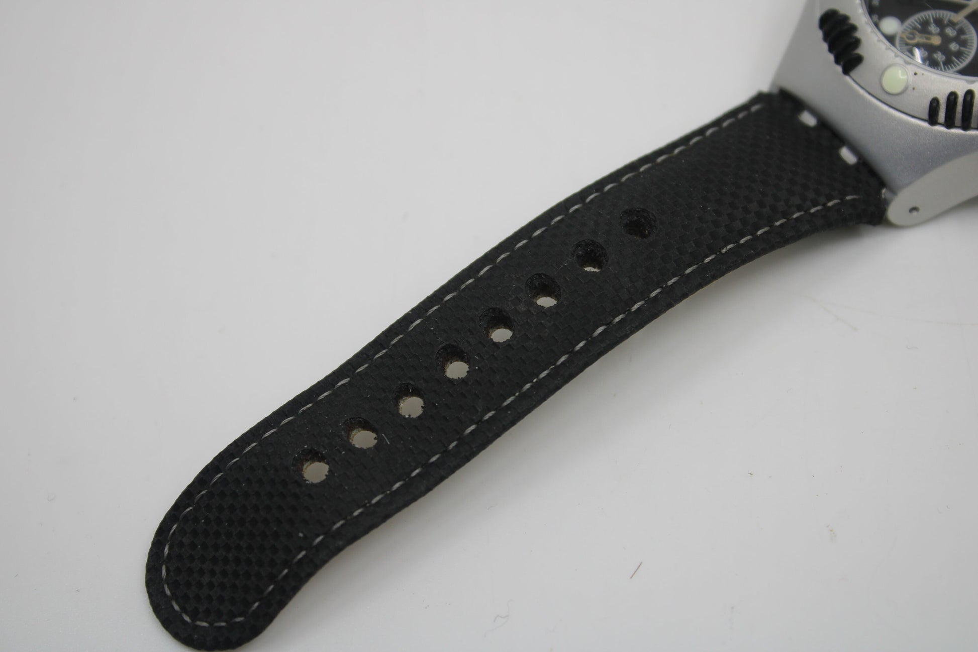 2000 Vintage MINT Swatch Irony Scuba 200 Chrono 'Black Russian' YBS4000, in MINT condition, working 100%, Original Box Included