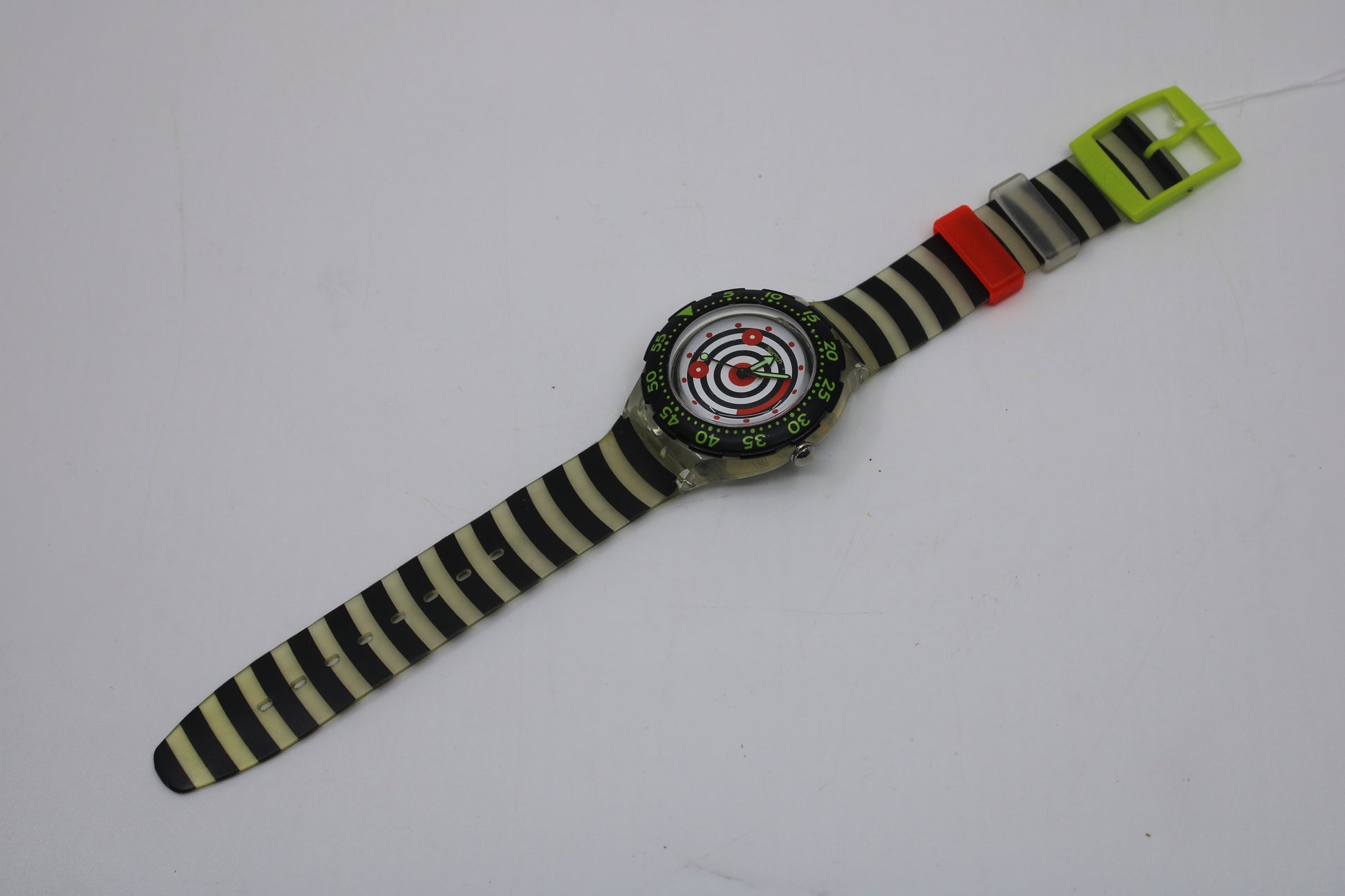 1996 Vintage Swatch Scuba 'Smile' SDK127, MINT, perhaps unused Condition, Working 100%, Original Strap