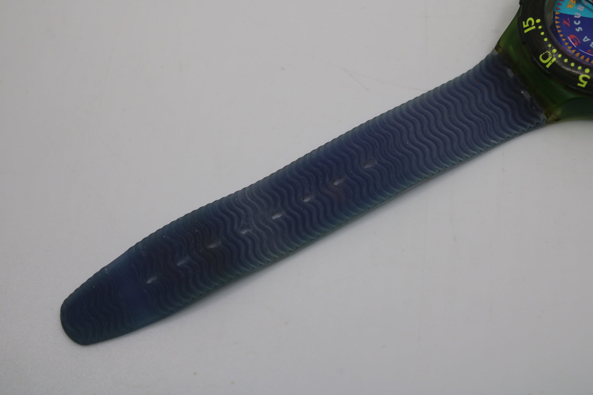1992 Vintage Swatch Scuba 'Bermuda Triangle' SDN106, used condition, working 100%, original strap