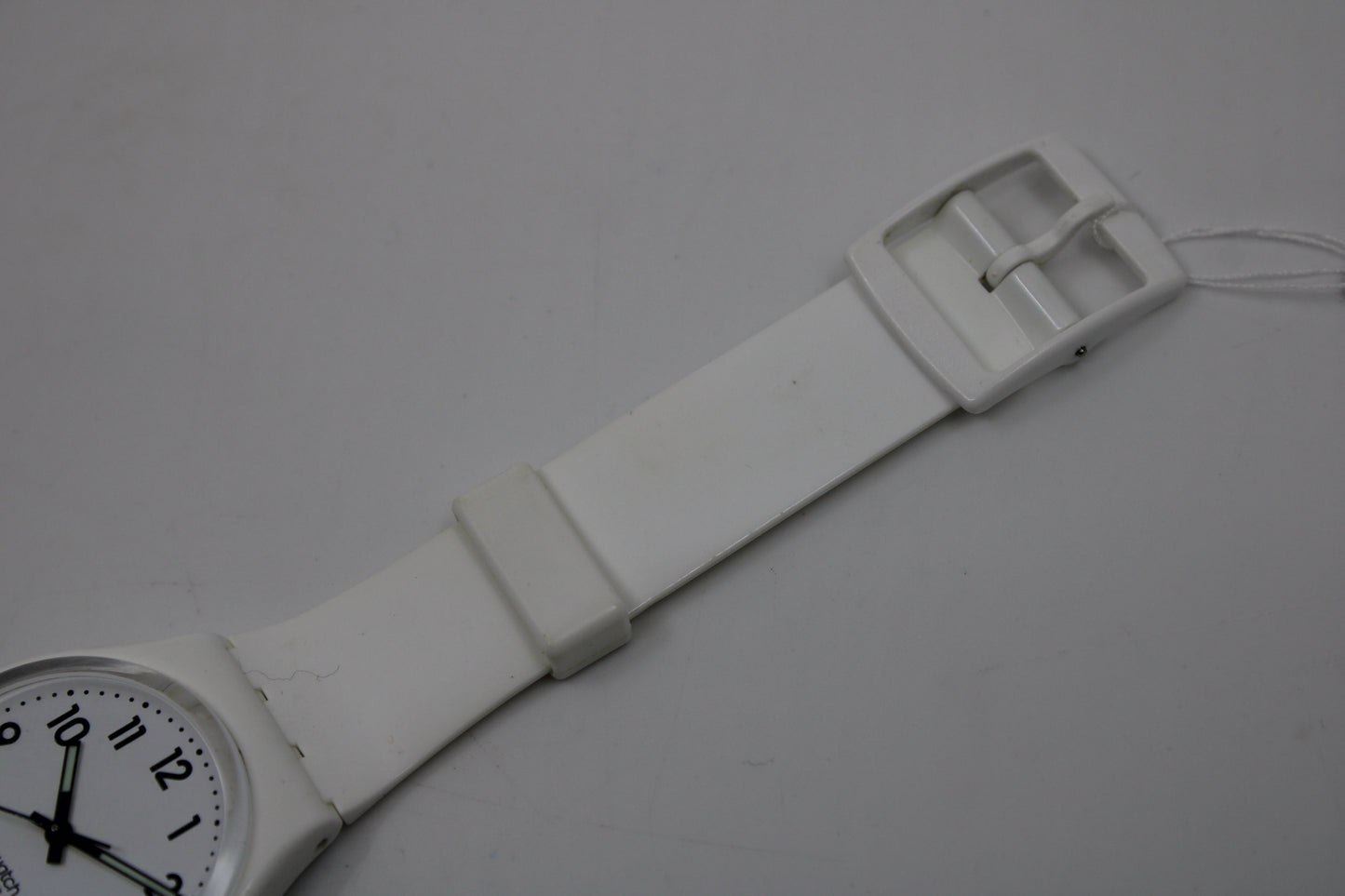 Very nice 17mm Gents Swatch, 'Just White', GW151, in perfect working order!