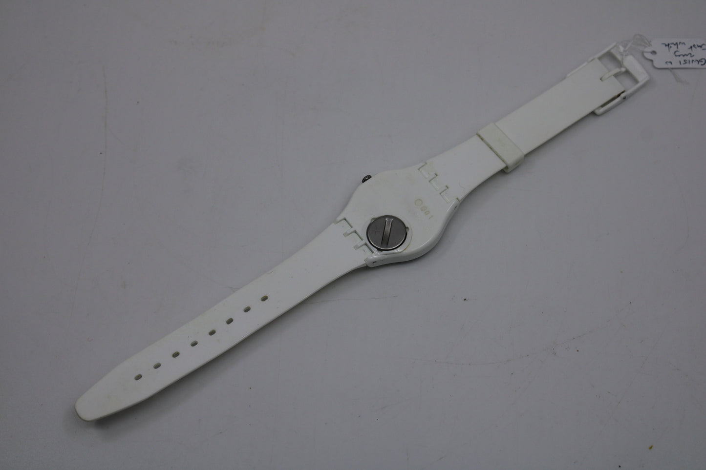 Very nice 17mm Gents Swatch, 'Just White', GW151, in perfect working order!