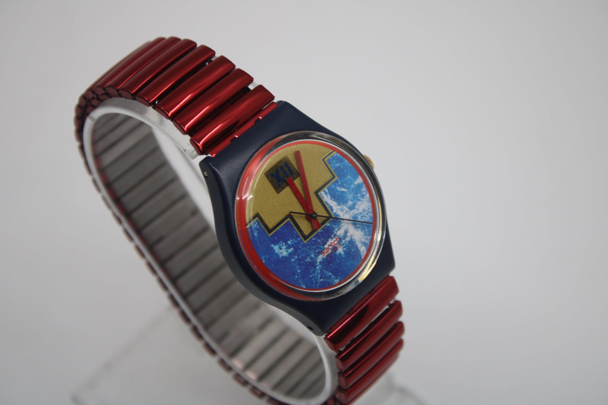 1991 Vintage Gents Swatch, 'Blue Flamingo', GN114, NO box, In VERY Nice, MINT Condition, 100% working, Non-Original Strap