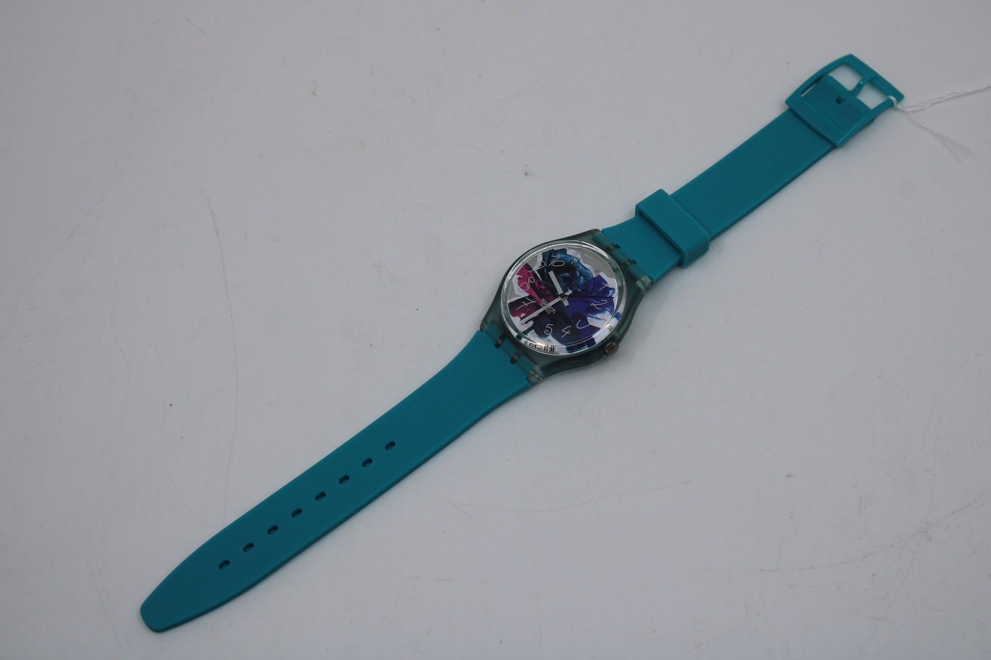 1992 Vintage Gents Swatch 'Photoshooting' GN122, in new old stock, unworn condition, working 100%